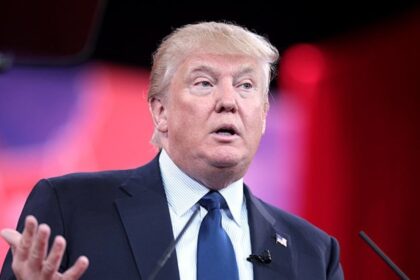Donald Trump speaking at the 2015 Conservative Political Action Conference (CPAC) in National Harbor, Maryland. ( Photo by Gage Skidmore via Wikimedia Commons)