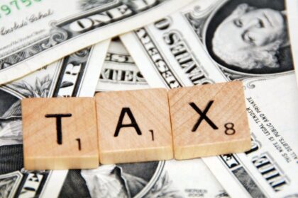 Know what happens if you don't file your taxes on time